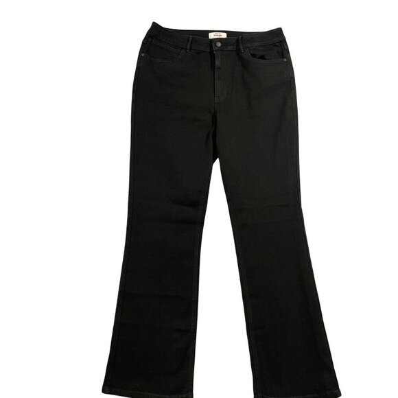NEW Wrangler Womens 16 Black High-Rise Bootcut Stretch Jeans - Picture 1 of 9